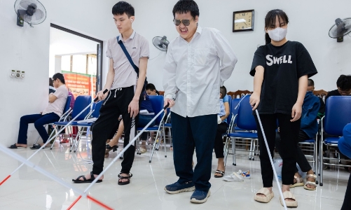 Gỡ bỏ rào cản, kiến tạo cầu nối số cho người khuyết tật Việt Nam