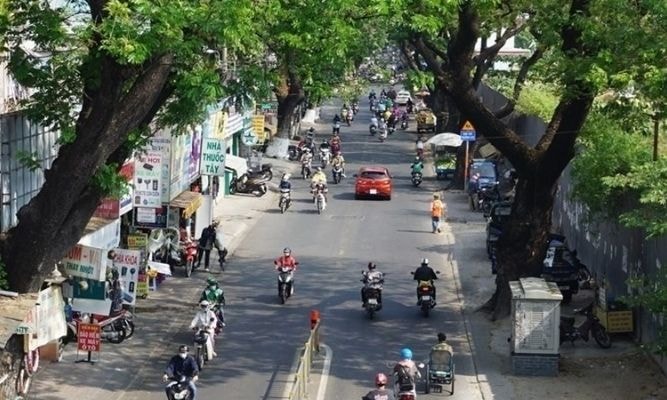 Một đoạn đường Hoàng Hoa Thám, Hà Nội. Ảnh minh hoạ