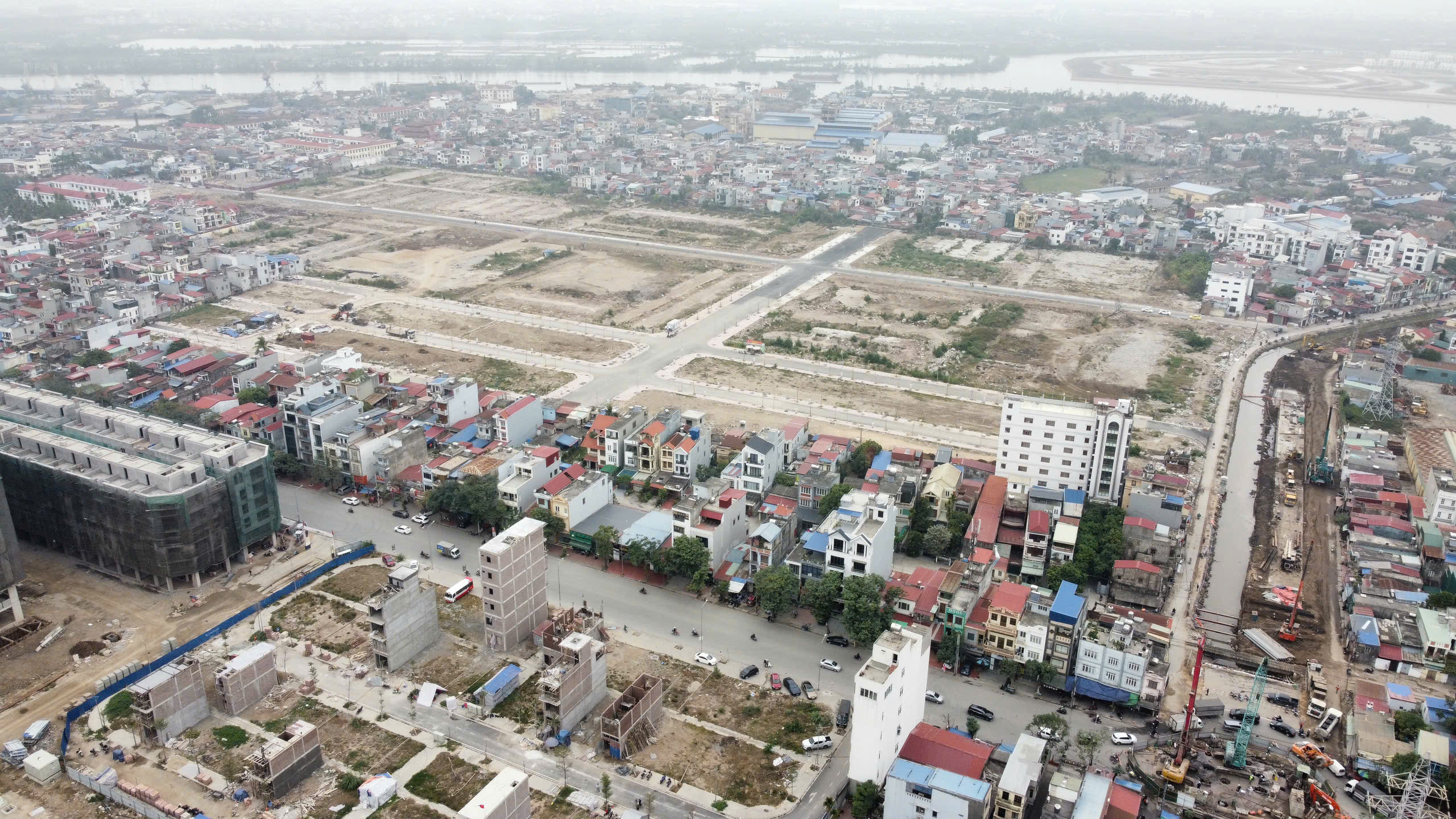 Khu đất được đưa ra đấu giá thực hiện dự án nhà ở tổng mức đầu tư hơn 8.000 tỷ đồng.