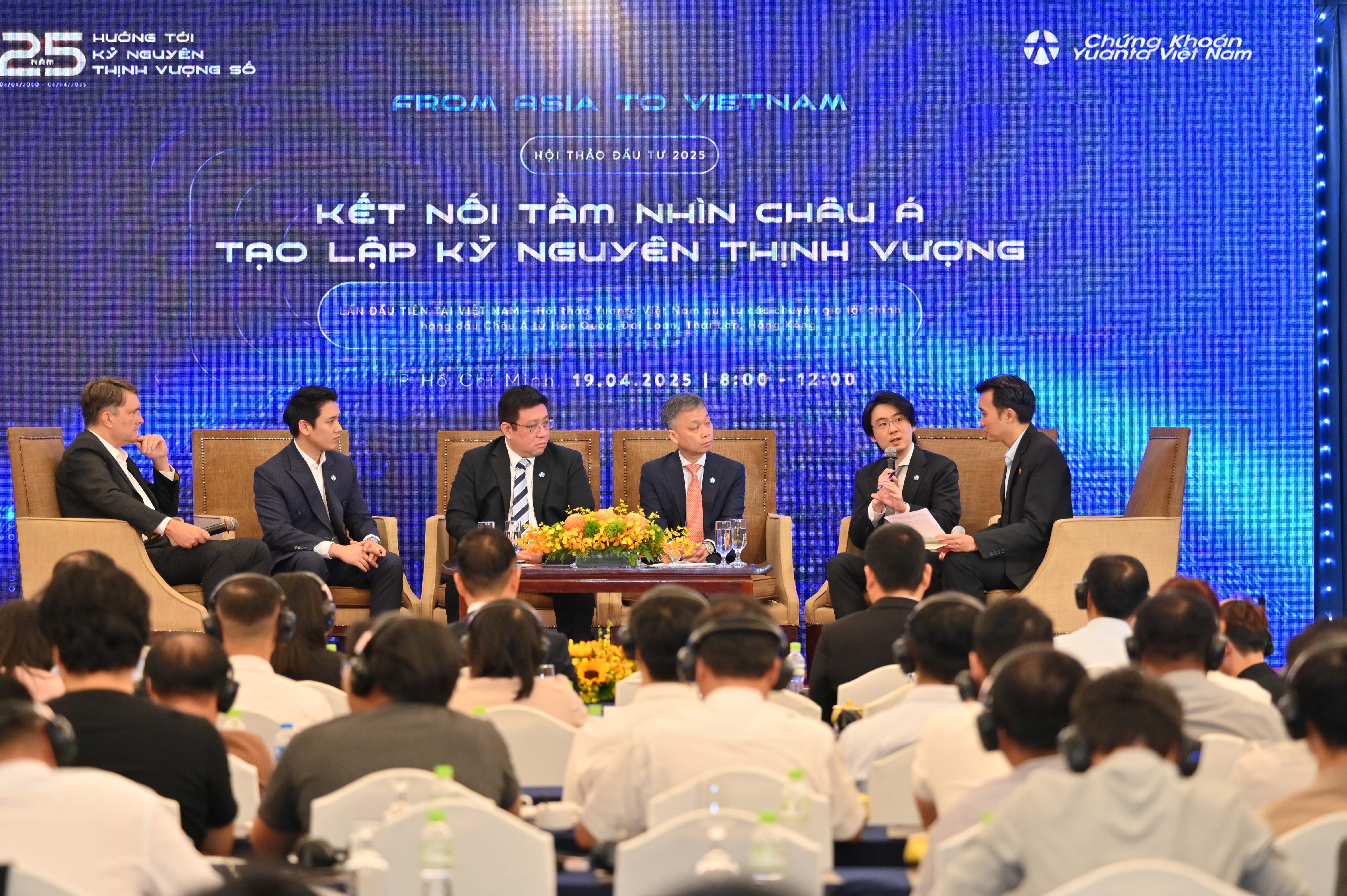 Hội thảo "From Asia to Vietnam: Kết nối tầm nhìn châu Á - Tạo lập kỷ nguyên thịnh vượng" do Công ty Chứng khoán Yuanta Việt Nam tổ chức, ngày 19/4.