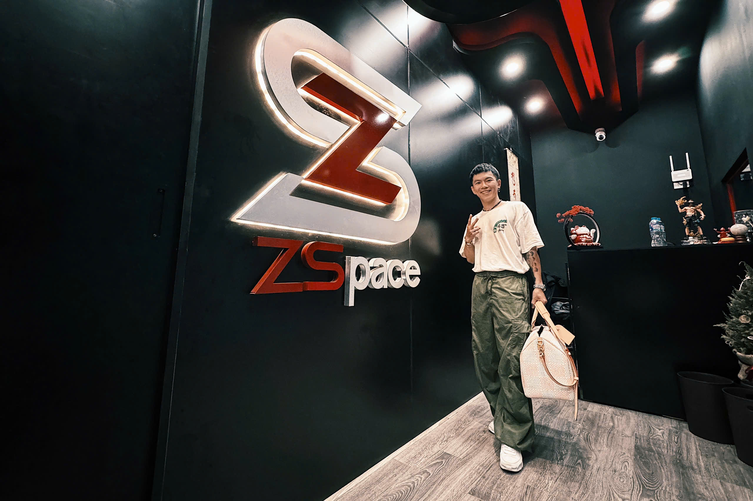 Dancer Nguyễn Đức Dương (Zuky). Ảnh: Huy - Kh&aacute;nh