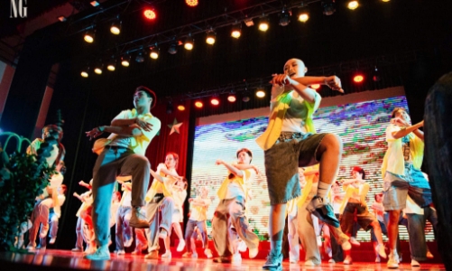 Nghề dancer: Để sống được với đam mê là một hành trình đầy thử thách