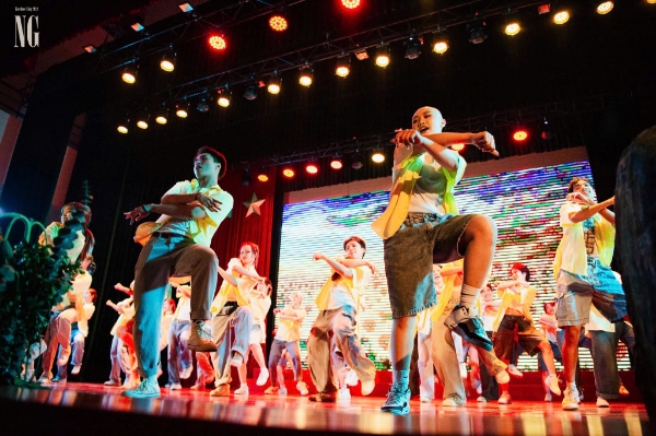 Để sống được với nỗi đam mê đó là một hành trình  đầy thử thách. Ảnh: Huy - Khánh