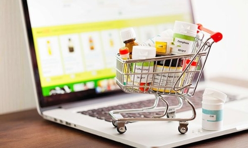 Kiểm soát chặt việc mua bán thuốc trên mạng xã hội 