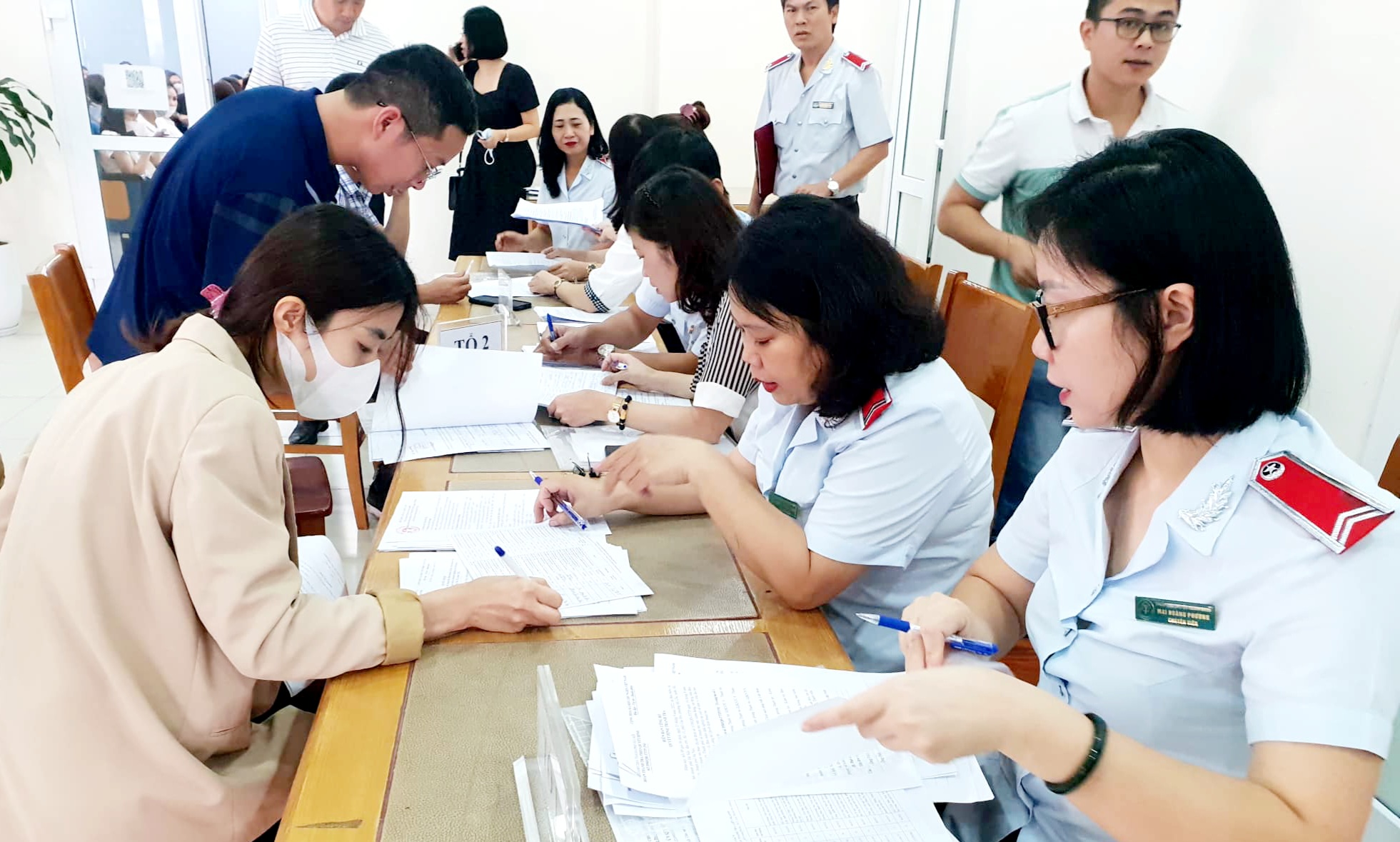 Thanh tra các doanh nghiệp chậm đóng bảo hiểm xã hội. Ảnh: Thu Hiền.