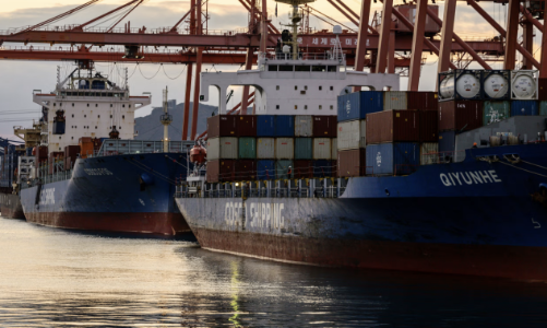 “Điềm xấu” thương mại toàn cầu: Xuất khẩu của Hàn Quốc bắt đầu lao dốc