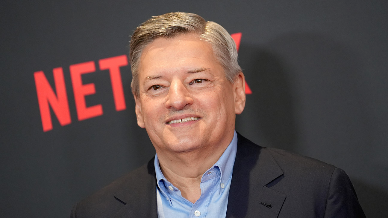 Ted Sarandos - Ảnh: Reuters