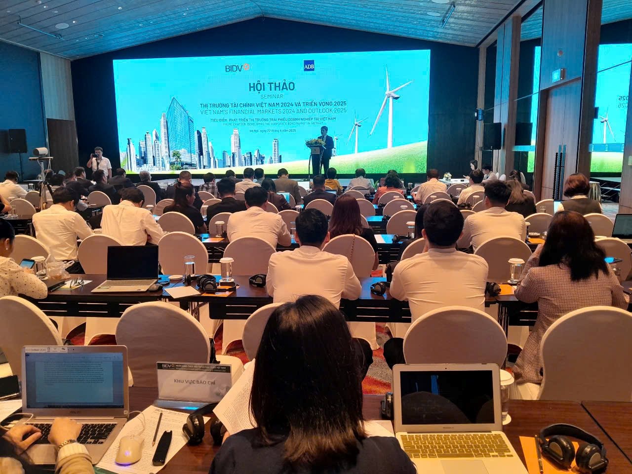 Quang cảnh hội thảo.