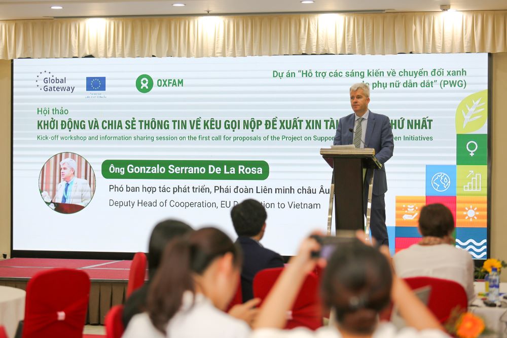 Ông Gonzalo Serrano De La Rosa phát biểu tại sự kiện.