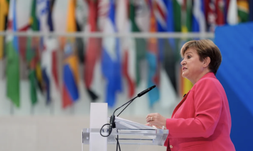 IMF: Tăng trưởng toàn cầu sẽ phụ thuộc nhiều hơn vào Trung Quốc, Ấn Độ