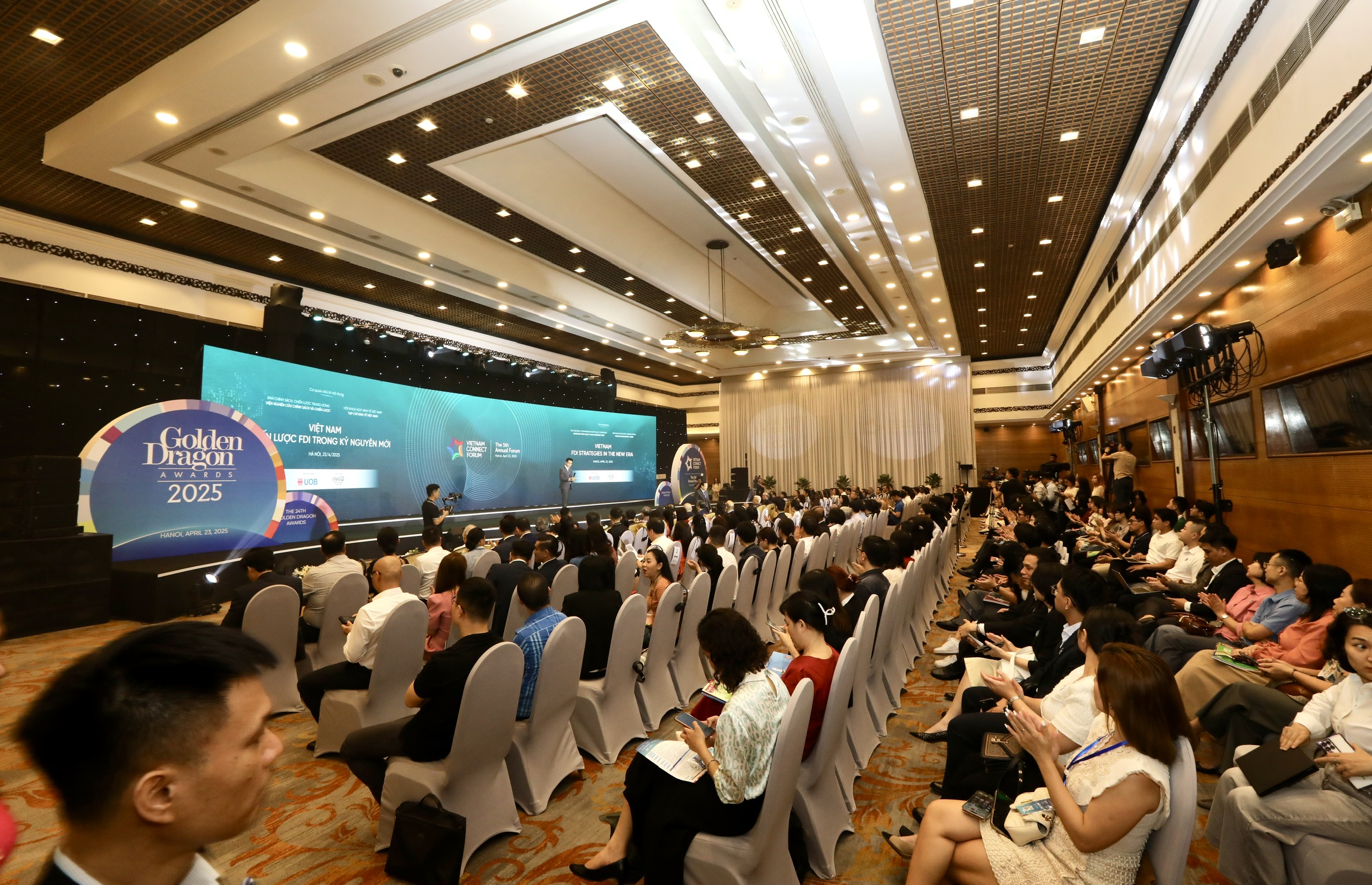 Quang cảnh Diễn đàn Nhịp cầu Phát triển Việt Nam 2025. Ảnh: Tri Phong