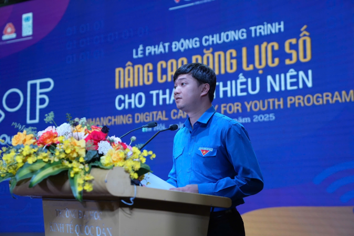 &Ocirc;ng Nguyễn Minh Triết, B&iacute; thư Trung ương Đo&agrave;n Thanh ni&ecirc;n cộng sản Hồ Ch&iacute; Minh tại chương tr&igrave;nh.