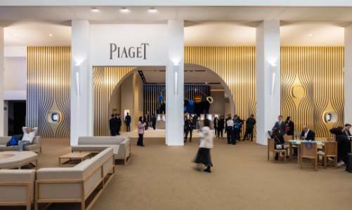 Đồng hồ xa xỉ tìm kiếm thị trường mới