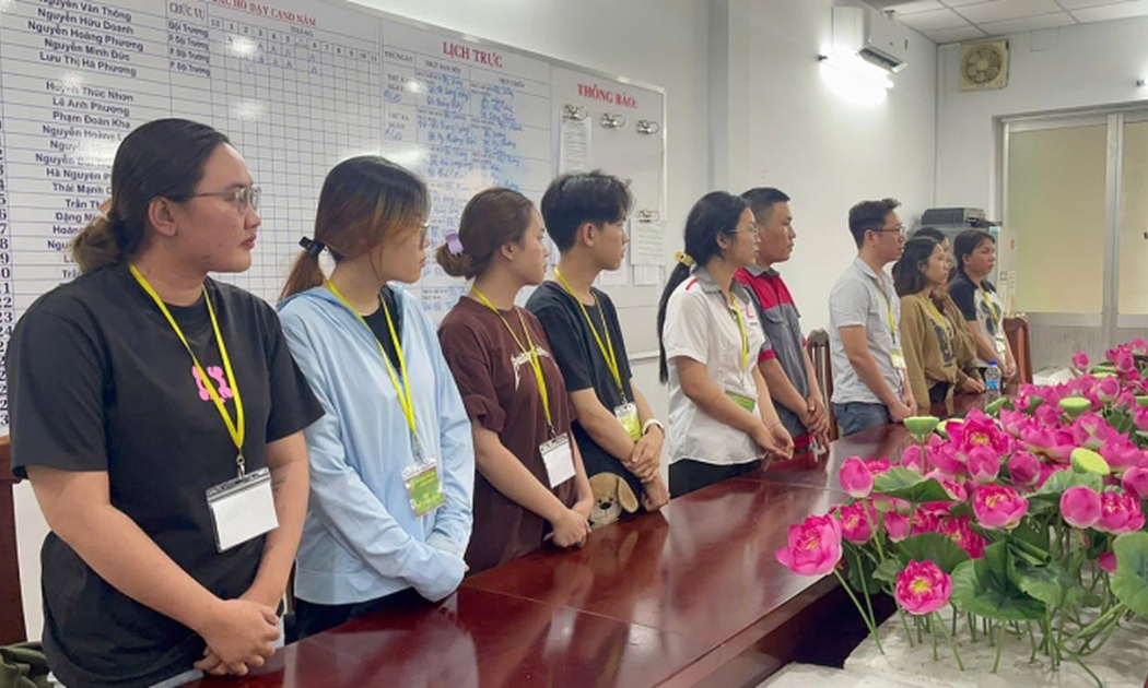 Những nghi can trong đường dây do Đào Thị Kiều Oanh cầm đầu - Ảnh: Công an TP. Hồ Chí Minh.