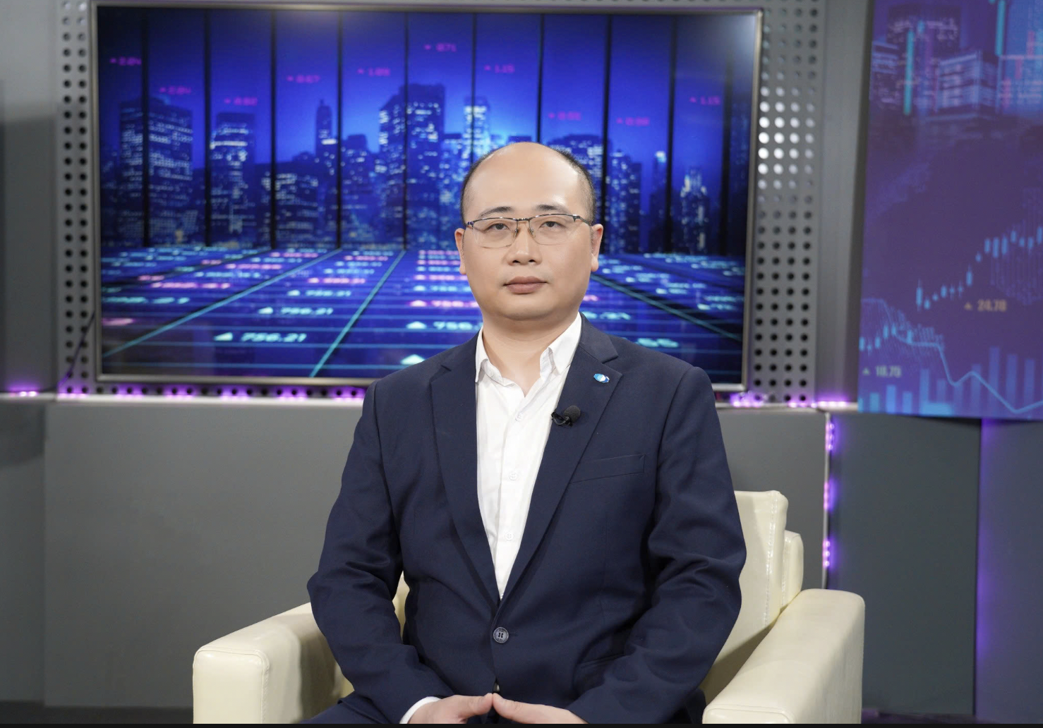 &Ocirc;ng Nguyễn Kỳ Minh, Kinh tế trưởng, C&ocirc;ng ty CP Chứng kho&aacute;n Guotai Junan Việt Nam (IVS).