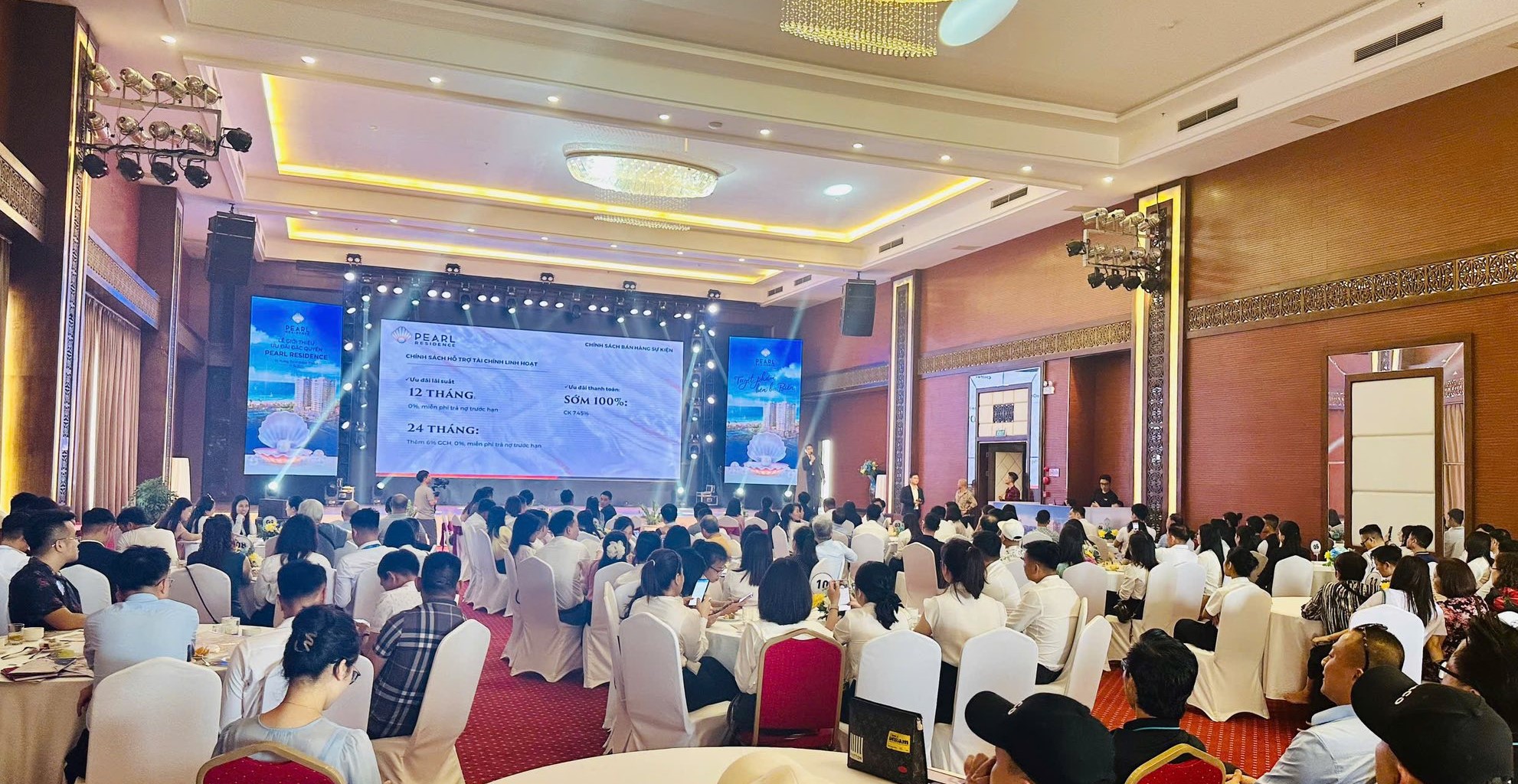 Toàn cảnh lễ giới thiệu Pearl Residence đến các nhà đầu tư xứ Nghệ.