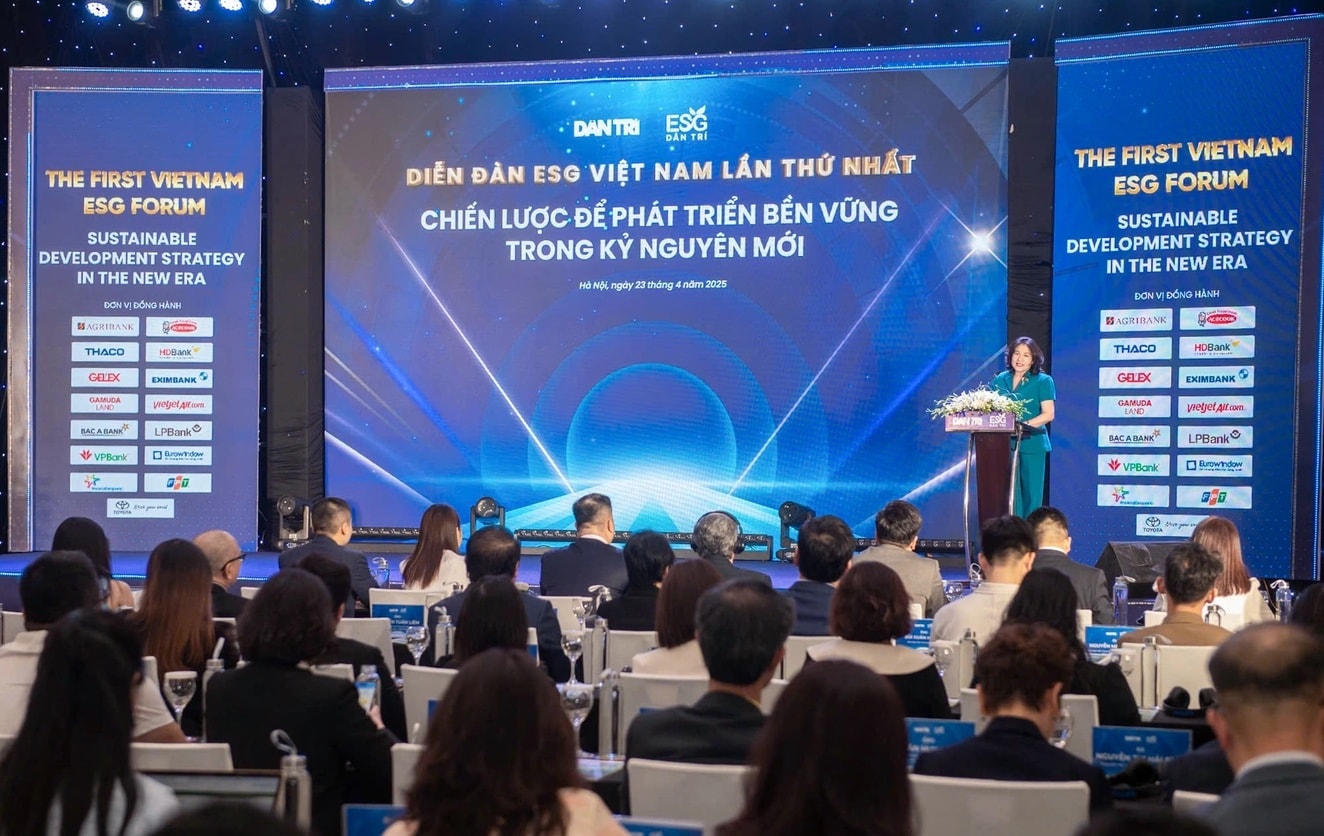 Quang cảnh Diễn đ&agrave;n ESG Việt Nam L&agrave;n thứ nhất.