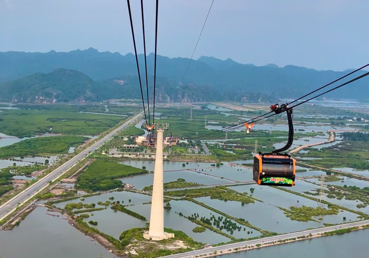 Tuyến cáp treo vượt biển ra đảo Cát Bà, Hải Phòng 