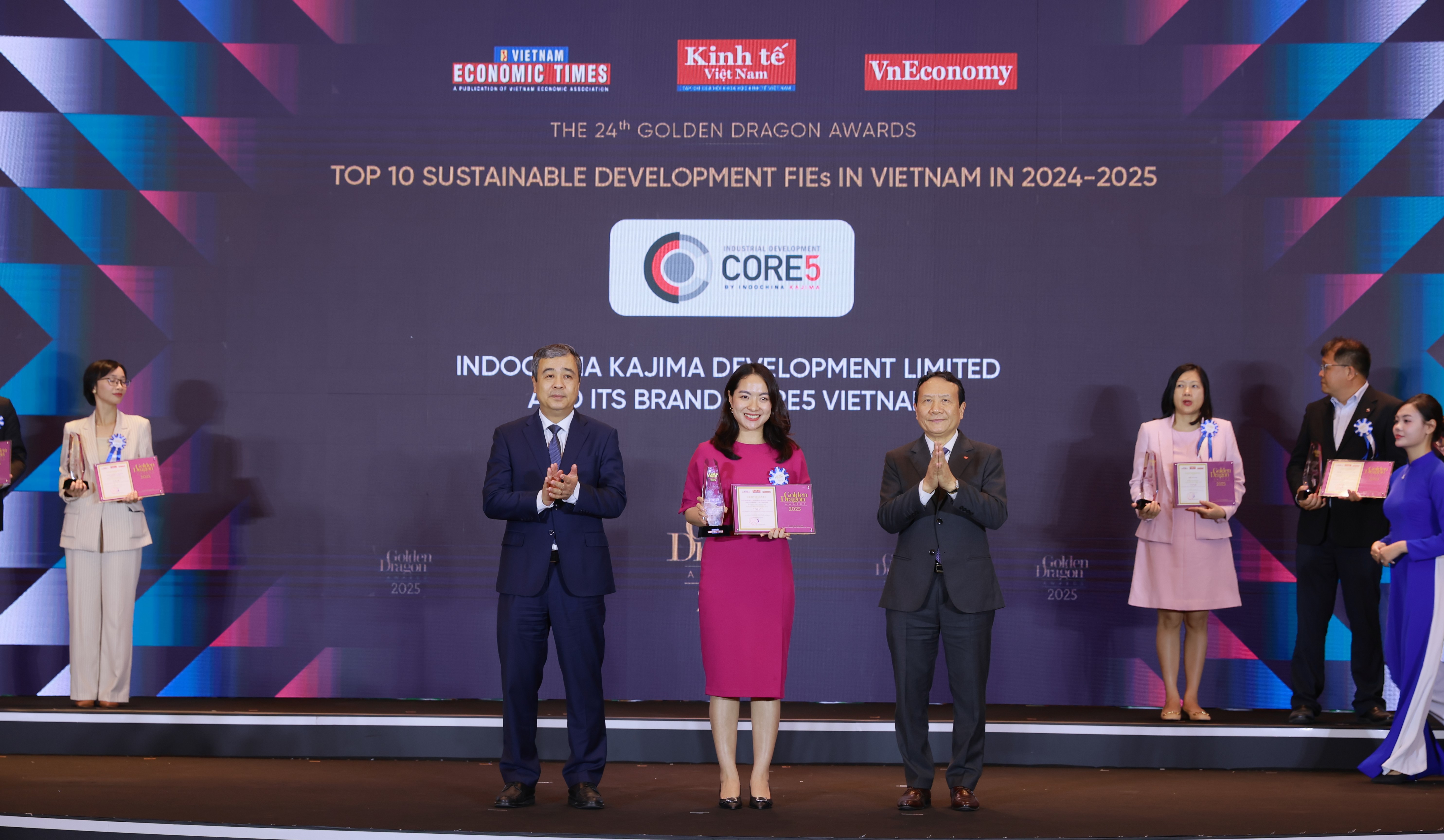 Core5 Việt Nam là nền tảng bất động sản công nghiệp thuộc sở hữu của Công ty TNHH Indochina Kajima Development, tập trung khai thác và cho thuê các nhà xưởng, kho bãi hạng A tại các thị trường trọng điểm của Việt Nam. Core5 Việt Nam sở hữu một đội ngũ quản lý dự án, khai thác cho thuê và quản lý cơ sở hạ tầng không ngừng phát triển với mục tiêu đảm bảo chất lượng dịch vụ vượt trội trong mọi giai đoạn của vòng đời dự án.