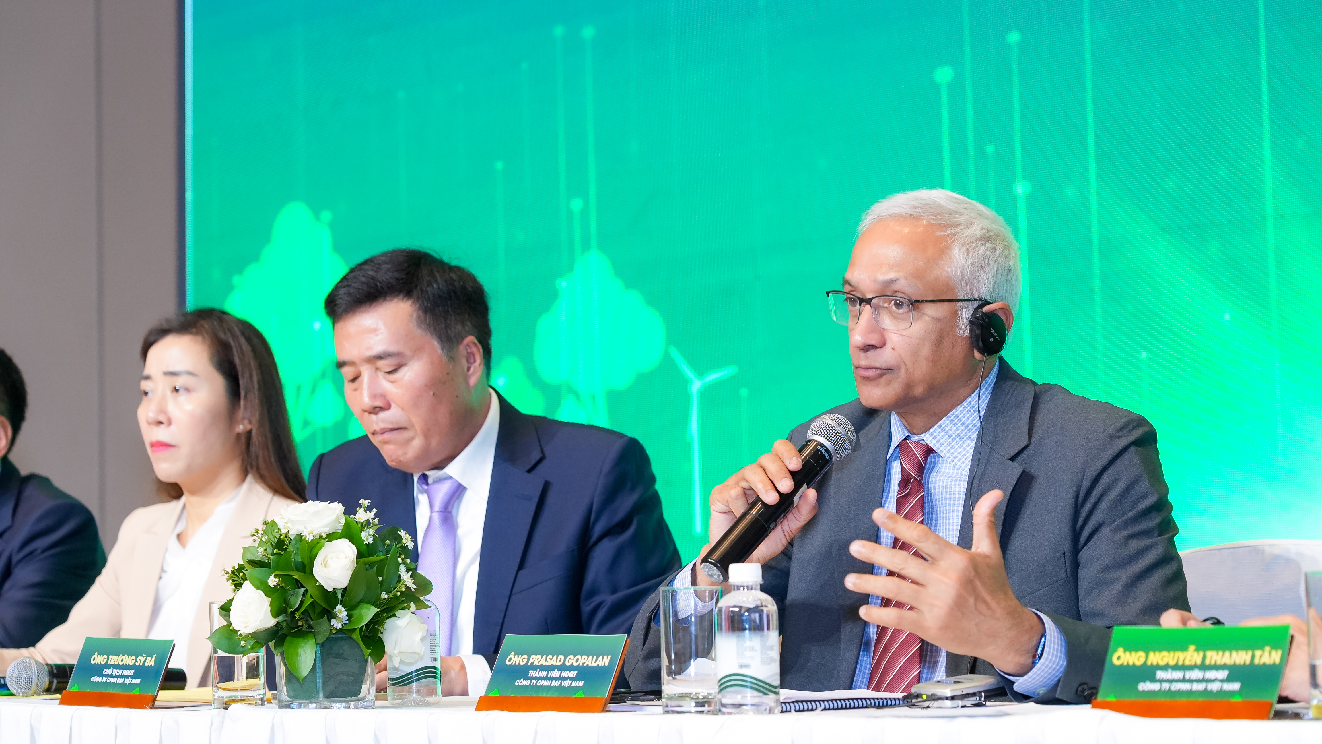 Ông Prasad Gopalan trong vai trò thành viên HĐQT (Nguyên Giám đốc toàn cầu Mảng Nông nghiệp & Lâm nghiệp Tổ chức Tài chính Quốc tế (IFC) tham dự đại hội.