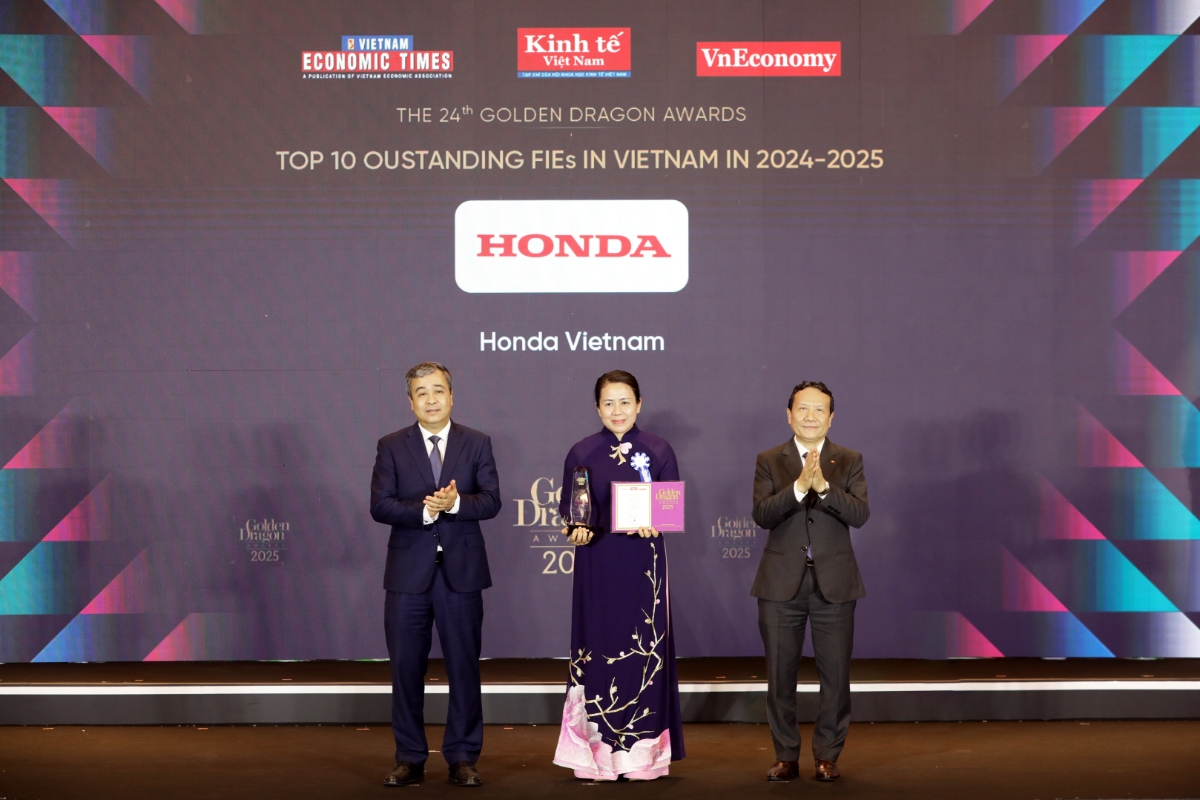 HVN vinh dự nằm trong top 10 doanh nghiệp tiêu biểu có vốn đầu tư nước ngoài (FDI) tăng trưởng xanh và phát triển bền vững và đạt danh hiệu Rồng Vàng do Ban Biên tập và độc giả của Tạp chí Kinh tế Việt Nam bình chọn.