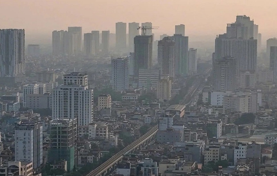 Chỉ số chất lượng môi trường không khí tại Hà Nội thường xuyên ở mức trung bình và có chiều hướng kém.