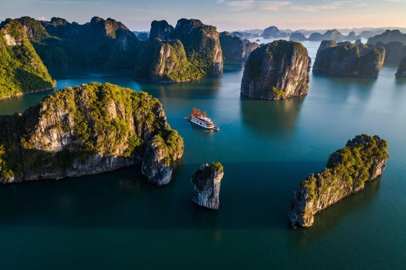 Quang Ninh targets $565 million tourism revenue in Q2 2025