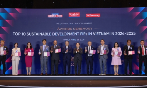 [Phóng sự ảnh] Vinh danh TOP 10 Doanh nghiệp FDI phát triển bền vững - Chương trình Rồng Vàng 2025