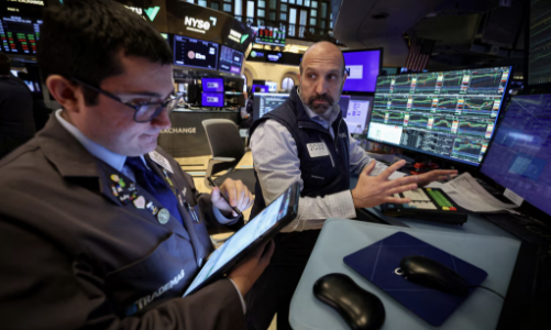 Chứng khoán Mỹ tăng 3 phiên liên tiếp trong lúc đàm phán thương mại diễn ra, giá dầu hồi nhẹ