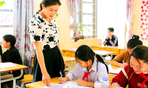 Công khai và chuẩn hóa các thủ tục xét thăng hạng chức danh nghề nghiệp cho giáo viên