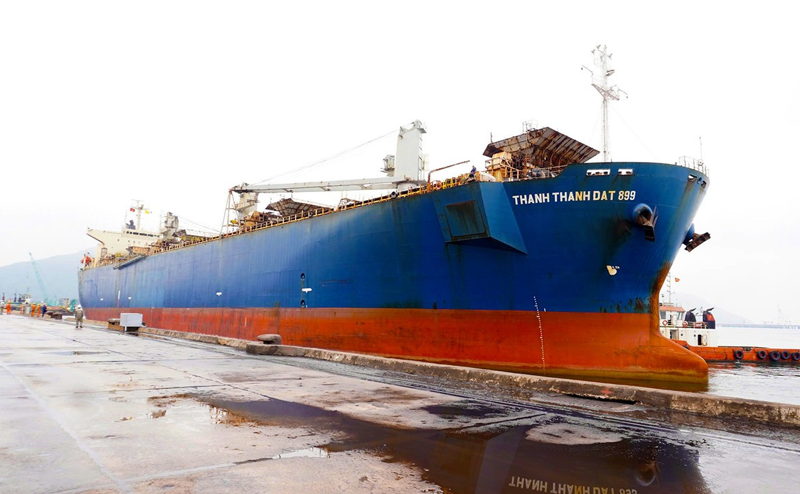 Ha Tinh's $38.5 bln port berth set to open