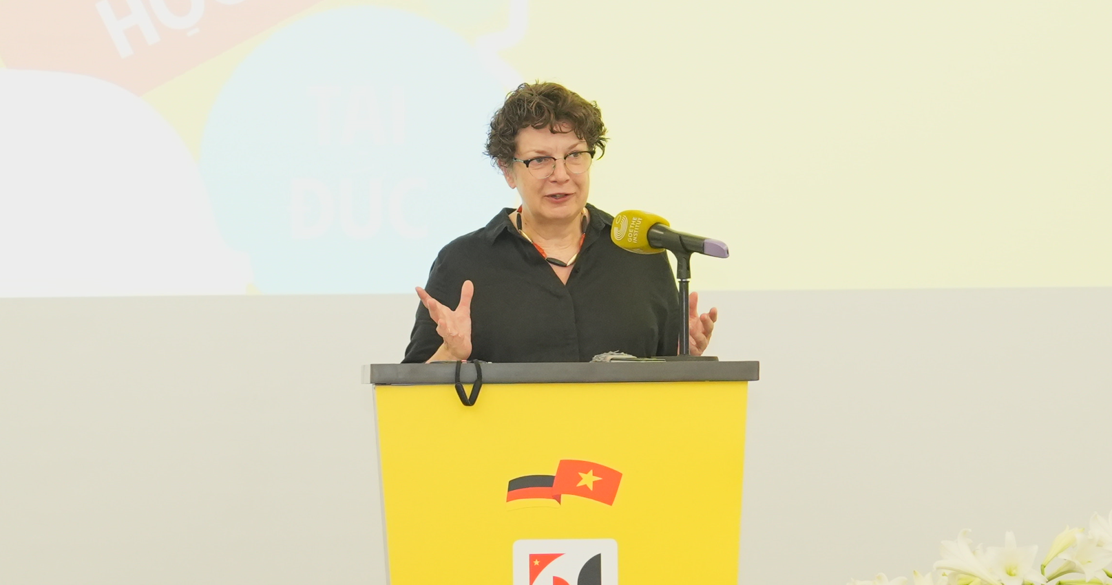 B&agrave; Helga Margarete Barth: 