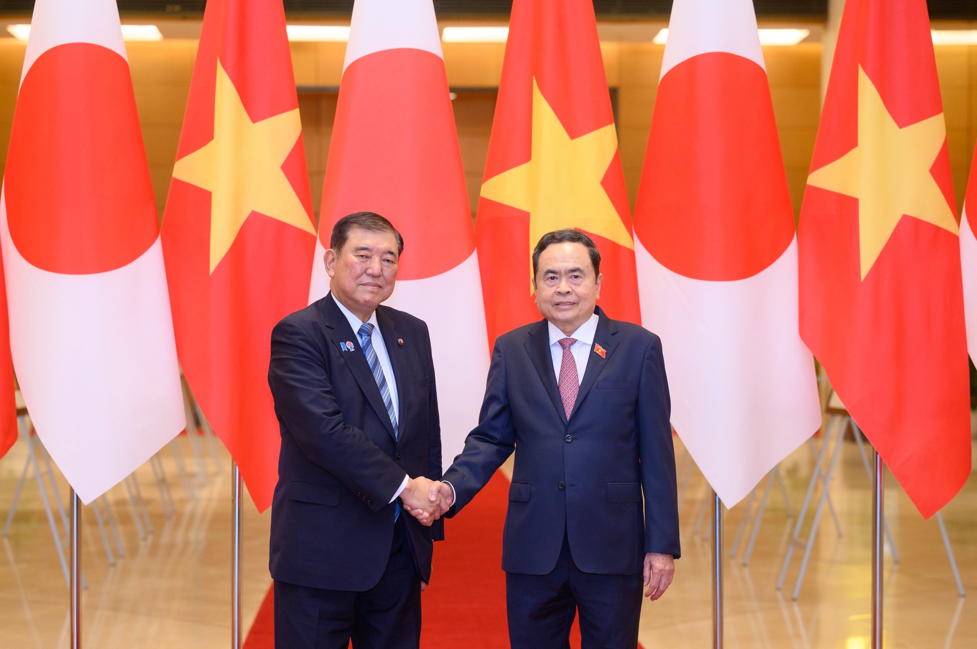 Chủ tịch Quốc hội Trần Thanh Mẫn và Thủ tướng Nhật Bản Ishiba Shigeru - Ảnh: Quochoi.vn
