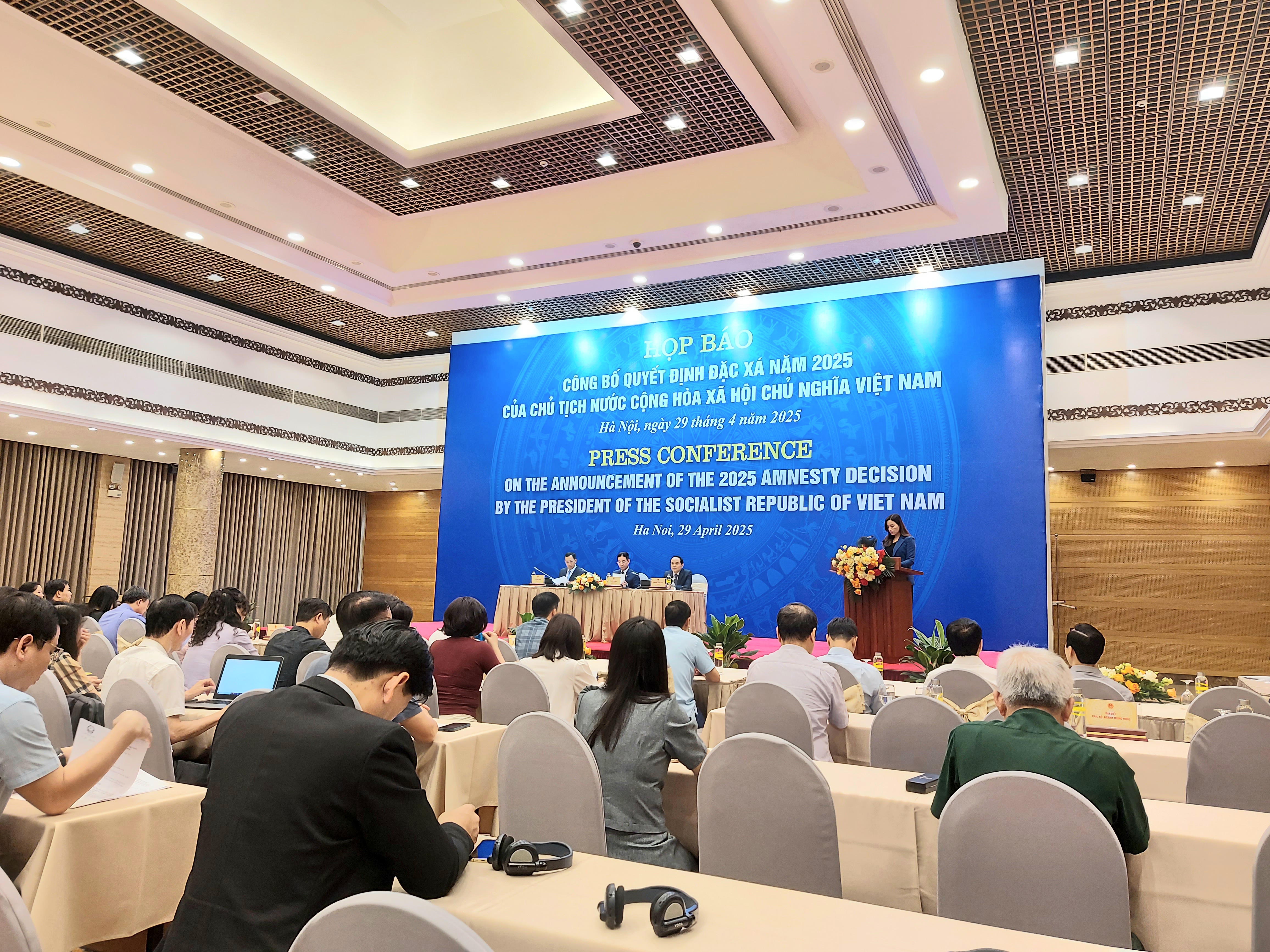 Quang cảnh buổi họp báo chiều 29/4.