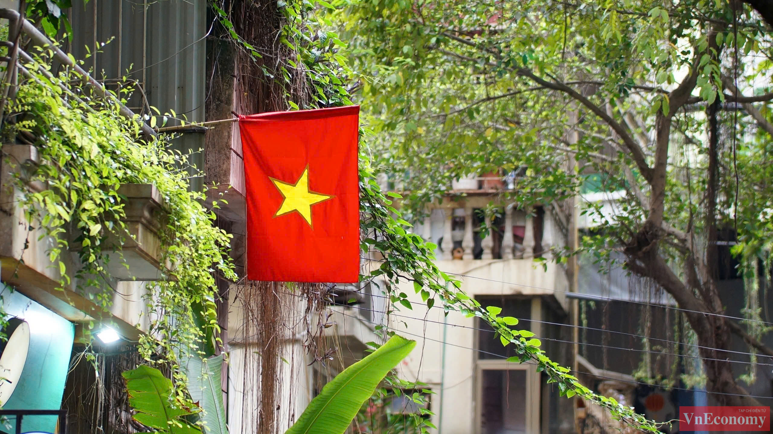 Với người dân cả nước, dịp kỷ niệm 30/4 là dịp nhắc nhớ về một thời hào hùng đã qua, khơi dậy niềm tự hào dân tộc, lòng biết ơn sâu sắc với những người đã ngã xuống vì hòa bình hôm nay, vì một dải non sông nối liền Bắc - Nam.