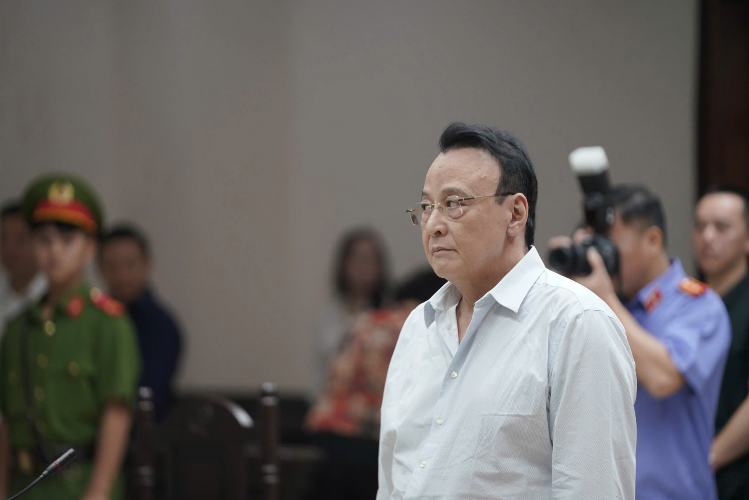 Ông Dũng tại phiên tòa phúc thẩm.