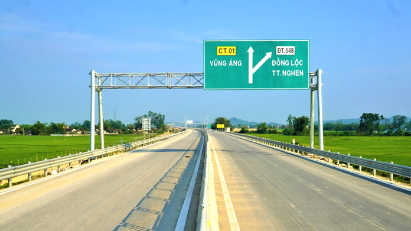 Two sections of North-South expressway put into operation