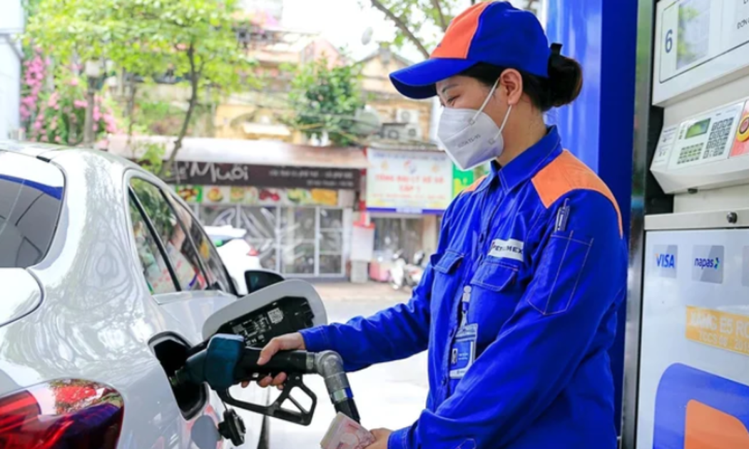 Điều hành giá xăng dầu liền kề sau kỳ điều hành ngày 24 tháng 4 năm 2025 sẽ được thực hiện vào thứ Hai ngày 05 tháng 5 năm 2025.
