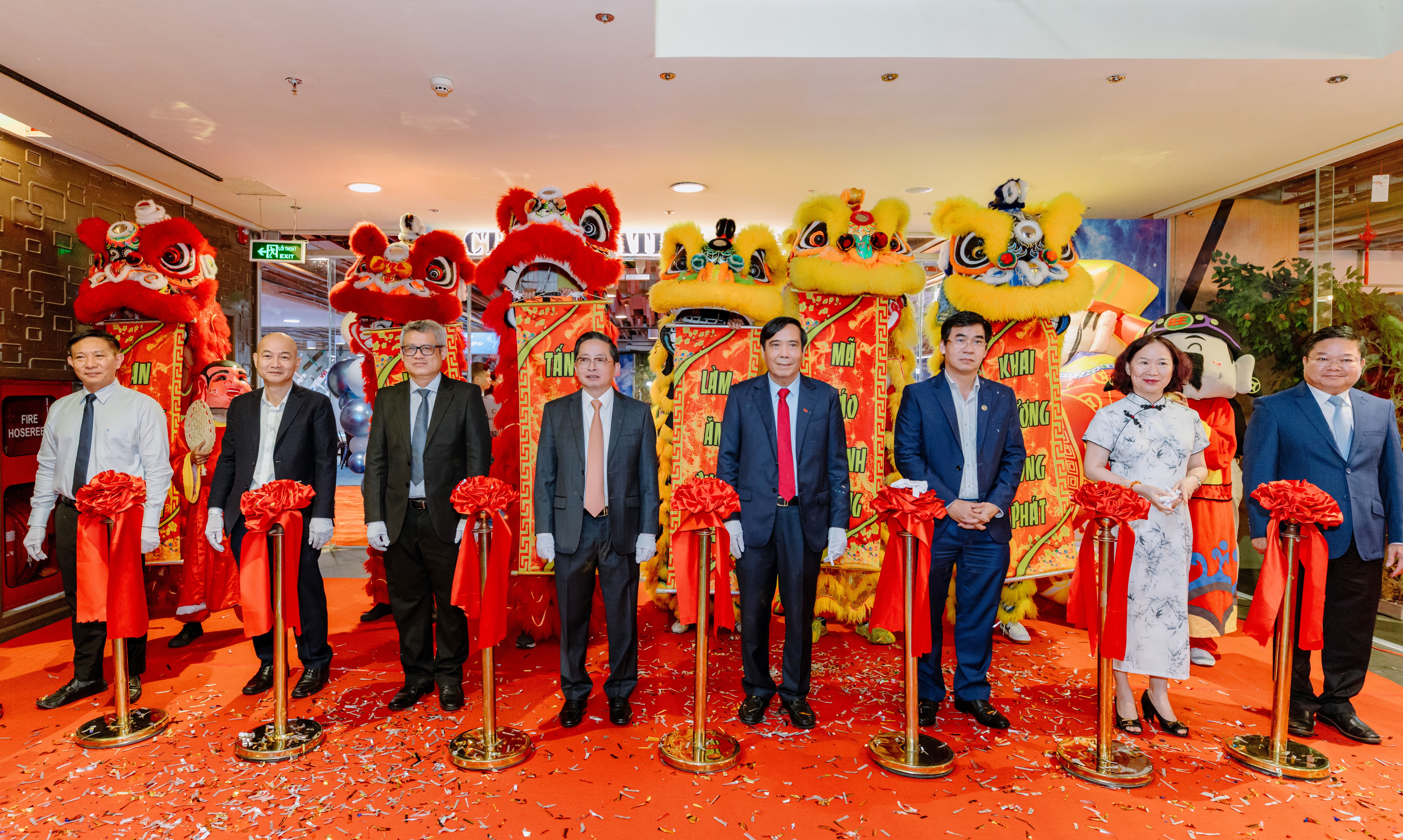 Các đại biểu khánh thành Trung tâm Đổi mới sáng tạo CT Group (CT Innovation Hub) tại 20 Trương Định, TP.HCM, ngày 29/4/2025.  