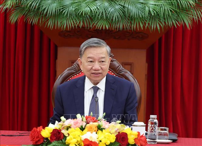 Tổng Bí thư Tô Lâm điện đàm với Chủ tịch Hội đồng châu Âu António Costa.