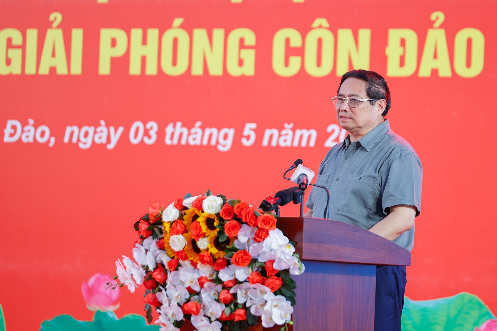 Thủ tướng Phạm Minh Chính phát biểu tại buổi gặp mặt, tri ân - Ảnh: VGP/Nhật Bắc.