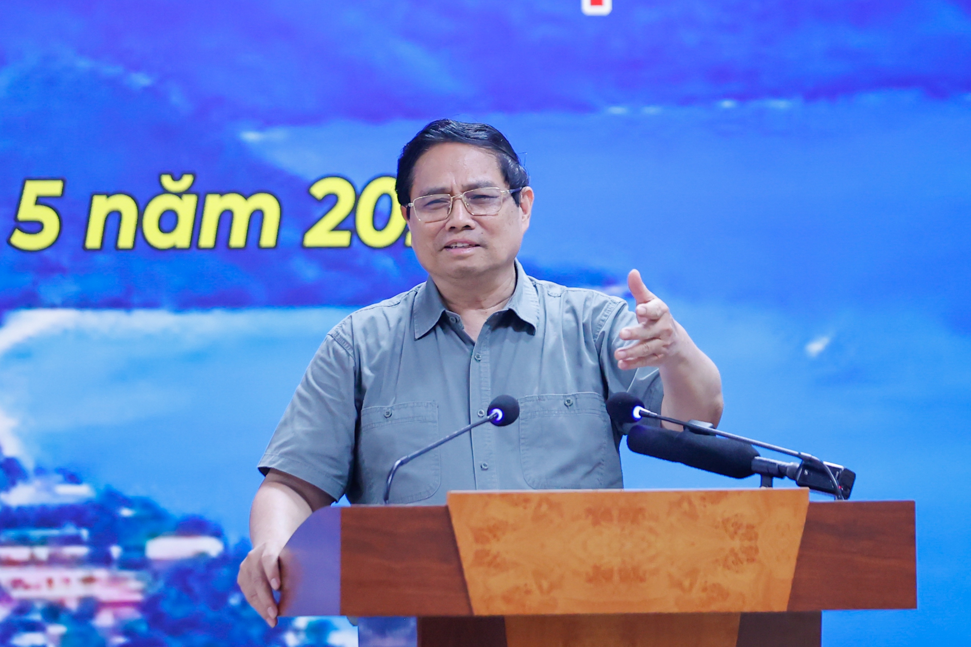 Thủ tướng Phạm Minh Chính phát biểu tại buổi làm việc với Ban Thường vụ Tỉnh ủy Bà Rịa-Vũng Tàu - Ảnh: VGP