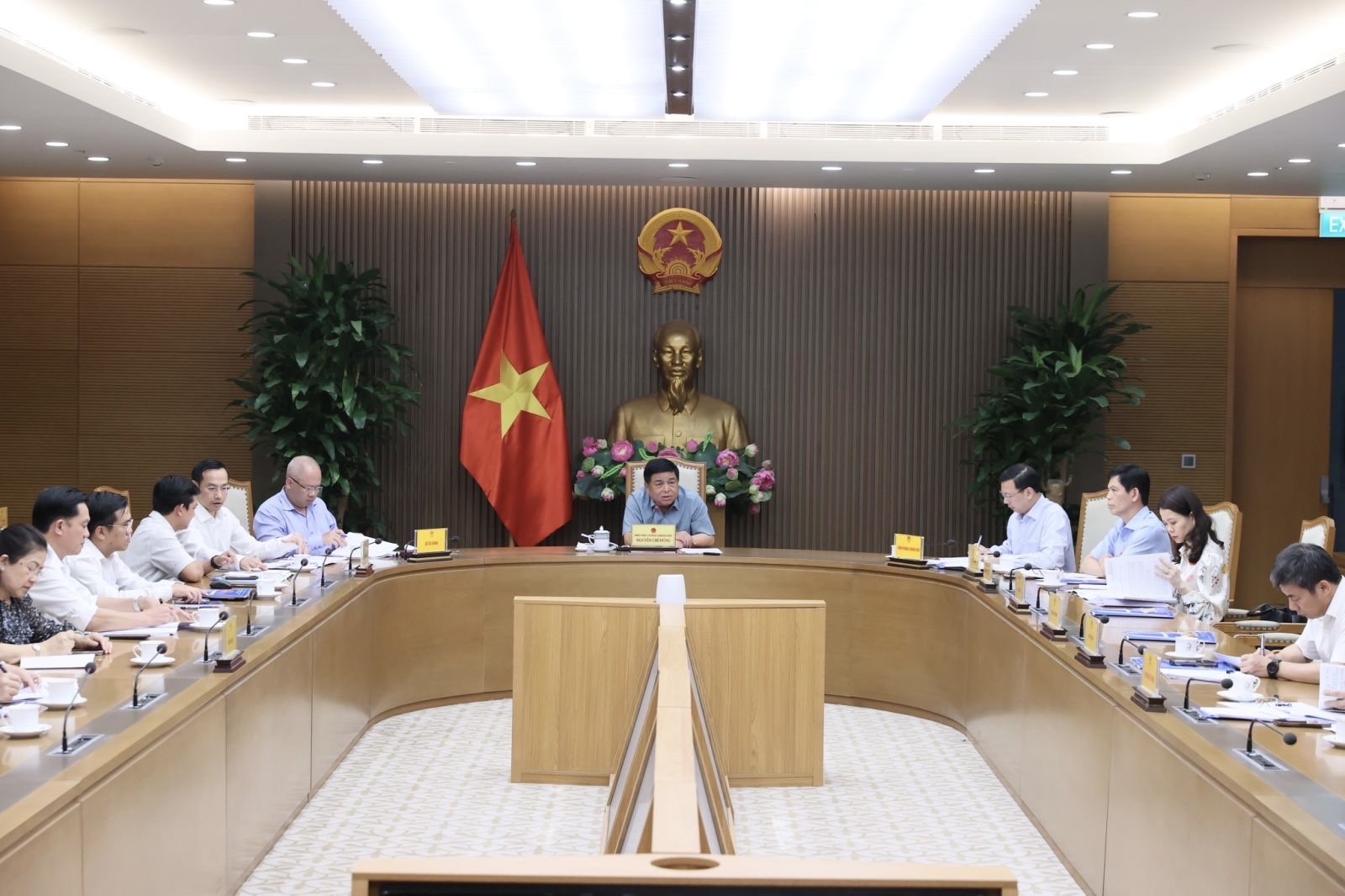 Ph&oacute; Thủ tướng Nguyễn Ch&iacute; Dũng lưu &yacute;, c&aacute;c dự &aacute;n được đưa v&agrave;o danh mục nhất định phải l&agrave; dự &aacute;n phục vụ trực tiếp hay gi&aacute;n tiếp APEC 2027 - Ảnh: VGP/Minh Ngọc