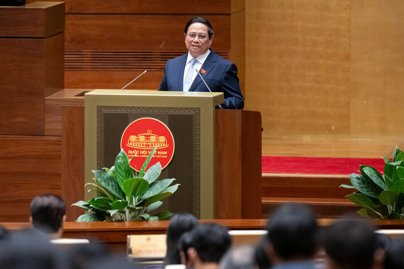 PM urges resolve to achieve economic size of over $500 billion