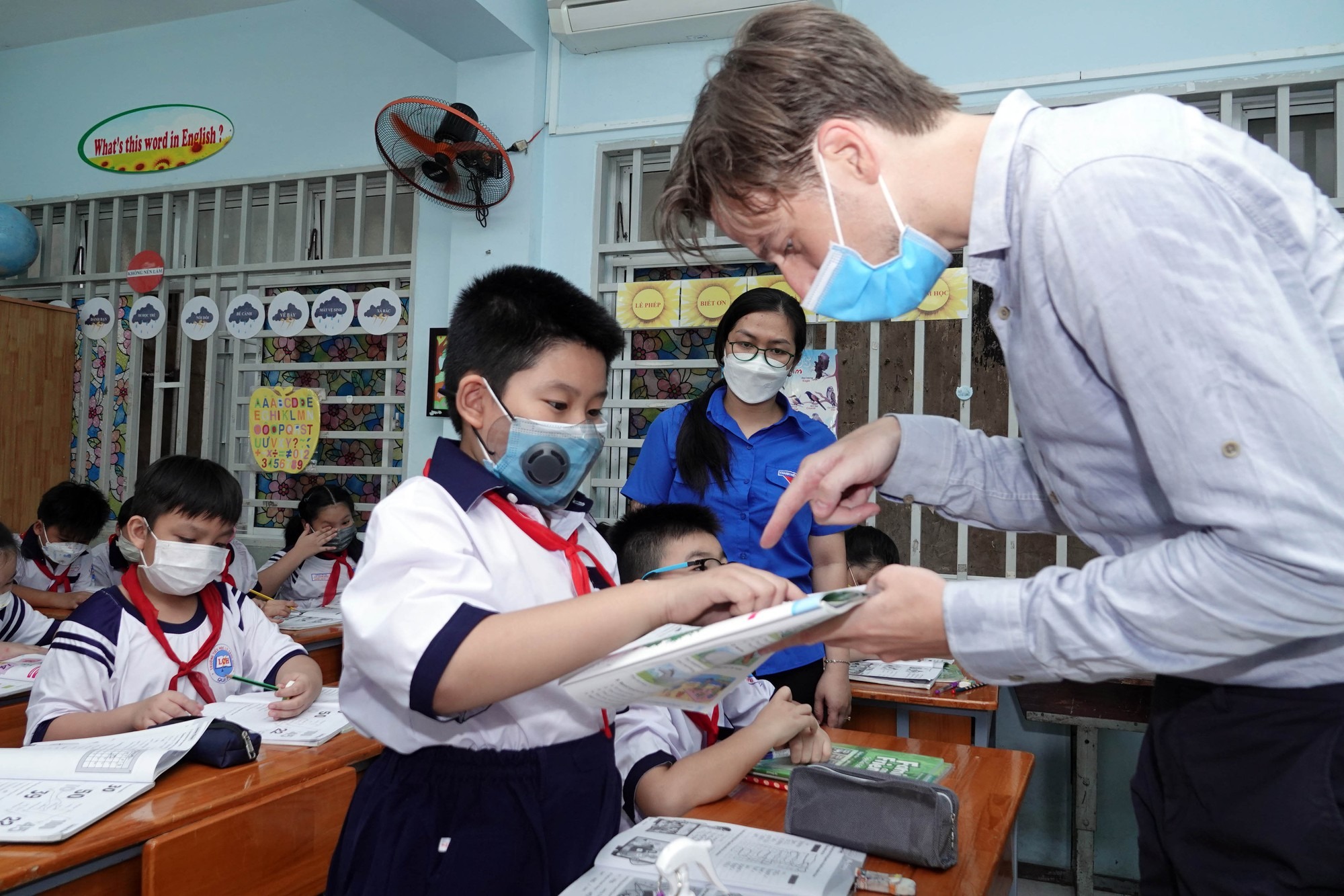 Nhu cầu học tiếng Anh của học sinh Việt Nam hầu như chưa bao giờ hạ nhiệt. Ảnh minh họa