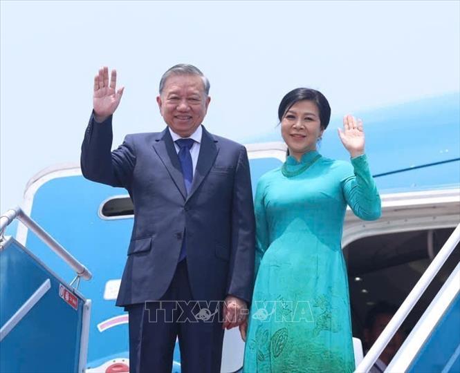 Tổng Bí thư Tô Lâm và Phu nhân lên đường thăm cấp Nhà nước Kazakhstan, Azerbaijan, Belarus và thăm chính thức Liên bang Nga - Ảnh: TTXVN