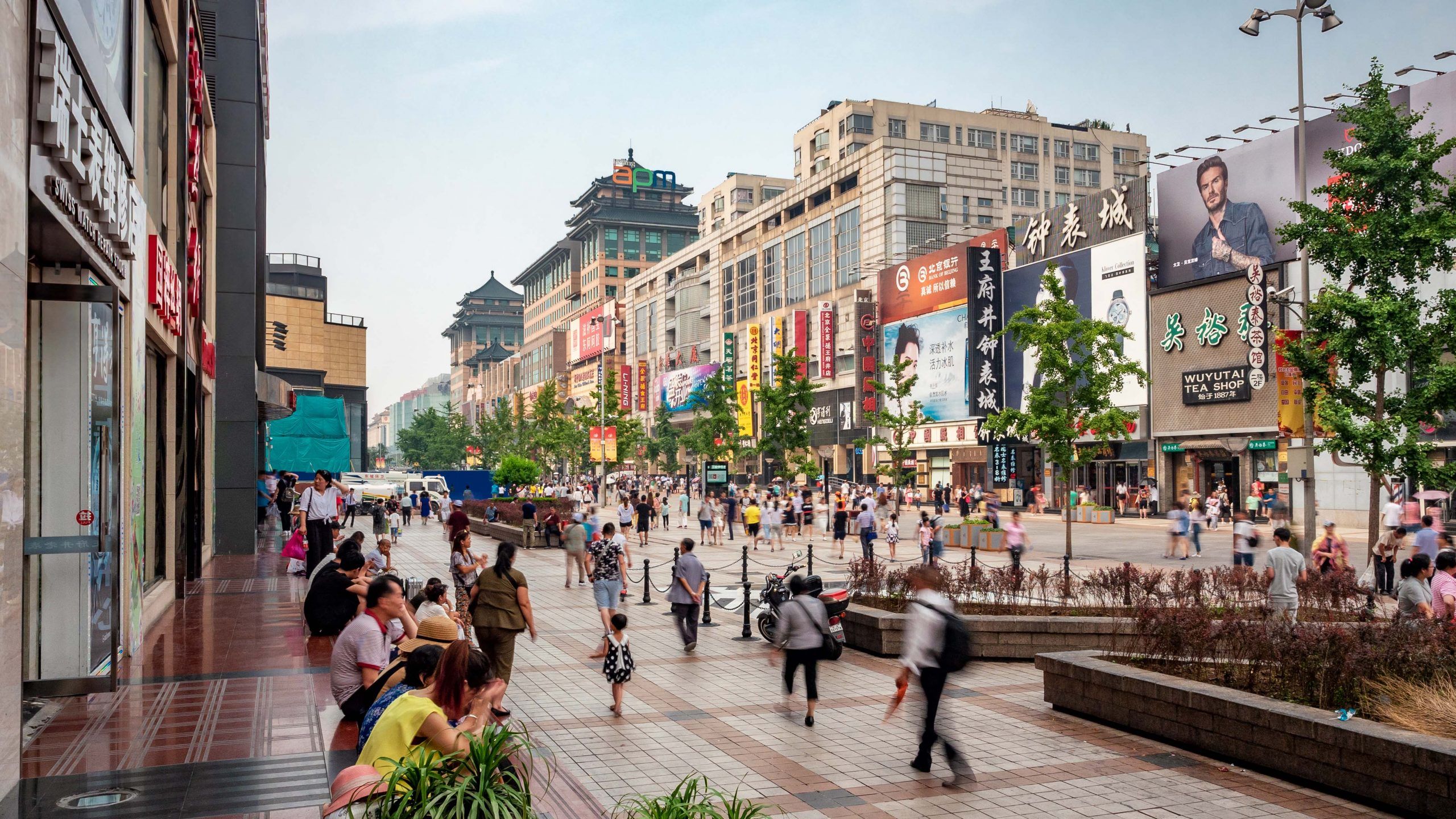 Du lịch nội địa cũng được kích cầu nhằm thúc đẩy chi tiêu.