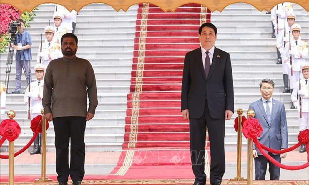 Chủ tịch nước Lương Cường chủ trì lễ đón Tổng thống Sri Lanka Anura Kumara Dissanayaka - Ảnh: VGP