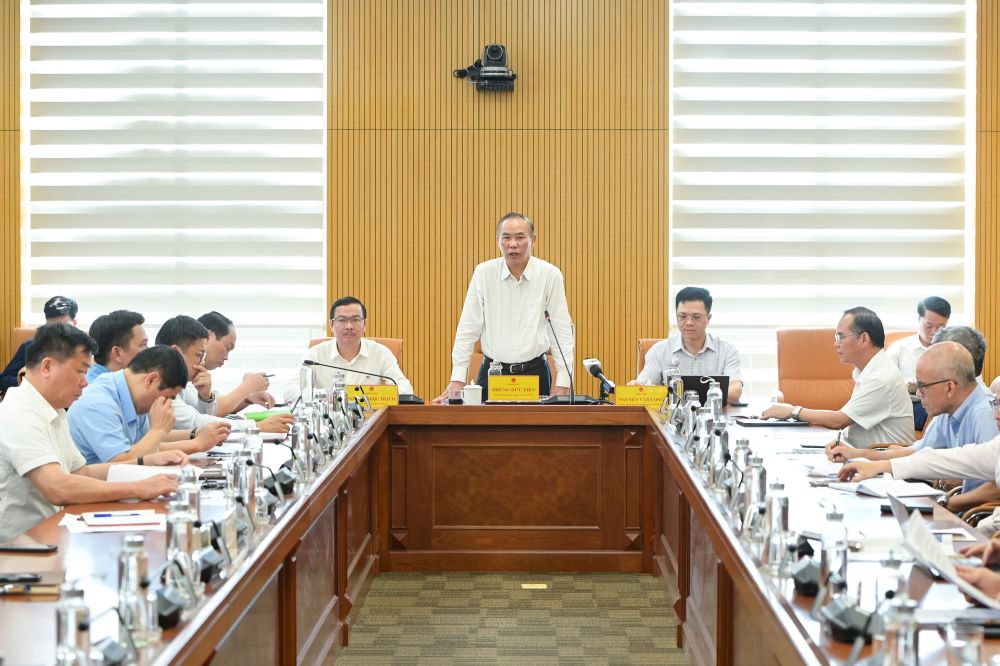 Thứ trưởng Phùng Đức Tiến chủ trì họp báo chiều 5/5/2025.