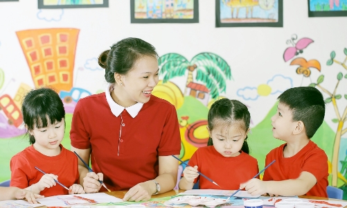 Giáo viên mầm non nếu có nguyện vọng thì có thể nghỉ hưu sớm nhưng không quá 5 tuổi